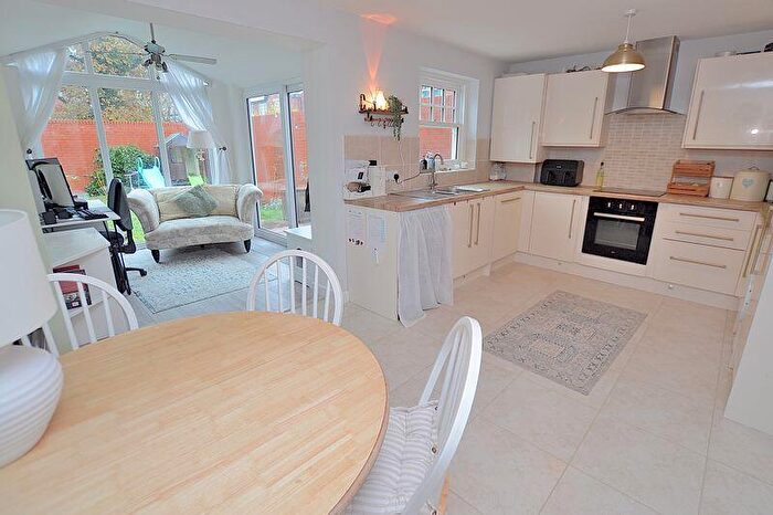 3 Bedroom Semi-Detached House For Sale In Bennetts Mill Close, Woodhall Spa, LN10