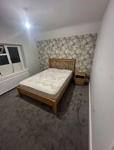 2 Bedroom Flat To Rent In Bulan Road, Headington, Oxford, Oxfordshire, OX3