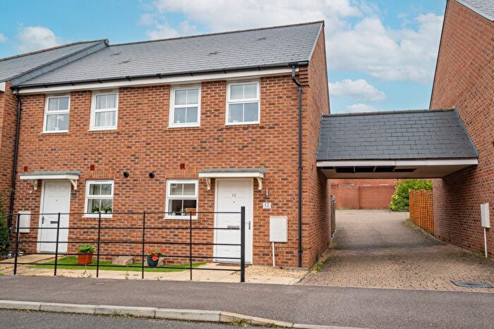2 Bedroom Property To Rent In Fleece Close, Andover, Hampshire, SP11