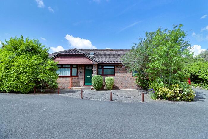 3 Bedroom Detached Bungalow For Sale In Parker Gardens, Widley, PO7