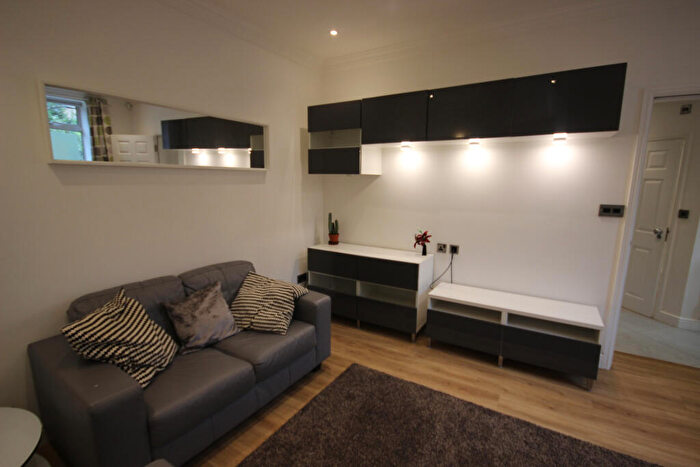 1 Bedroom Flat To Rent In Flat, Pearson Park, HU5