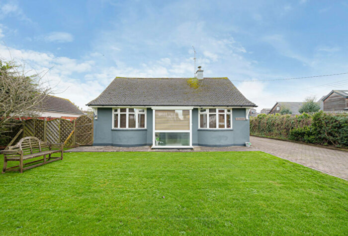 3 Bedroom Bungalow For Sale In Woodmans Road, Chipping Sodbury, Bristol, Gloucestershire, BS37