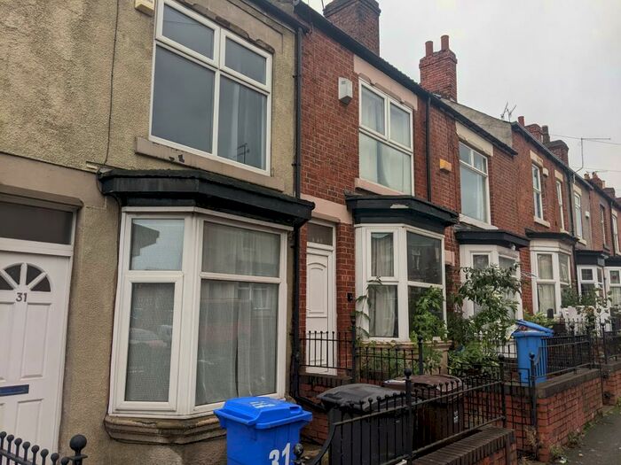3 Bedroom Terraced House To Rent In Glover Road, Lowfield, Sheffield, S8