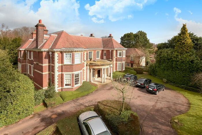 3 Bedroom Duplex To Rent In Gledhow Manor, Chapel Allerton, Leeds, LS7