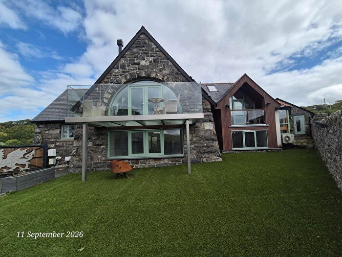 4 Bedroom Detached House To Rent In Yr Hen Ysgol, Nant Yr Rhiw, LL26