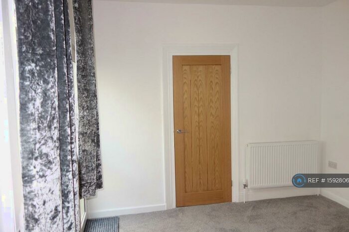 1 Bedroom Flat To Rent In Kingsley Road, Plymouth, PL4