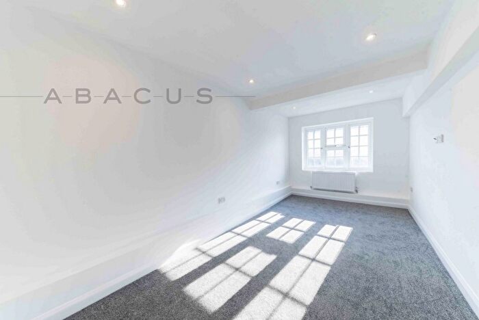 1 Bedroom Flat For Sale In Shenley Road, Borehamwood, WD6