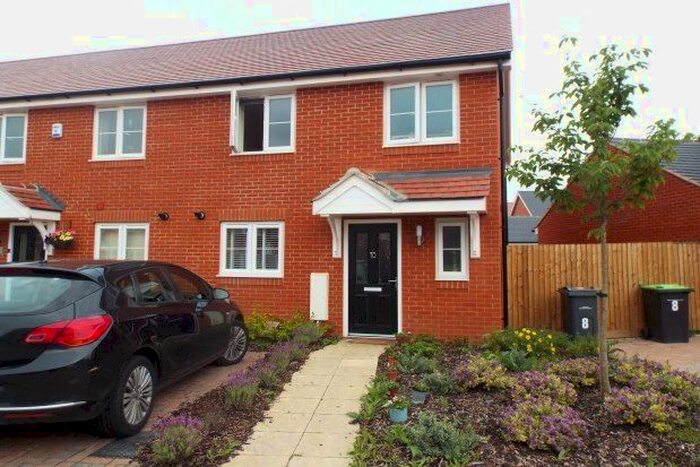 3 Bedroom End Of Terrace House To Rent In Sutherland Lane, Bedford, MK40