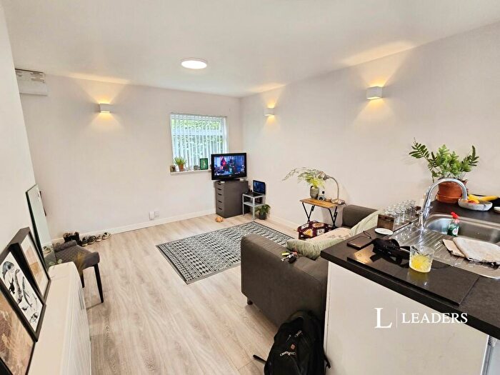 1 Bedroom Flat To Rent In Plumptre Way, Eastwood, Nottingham, NG16