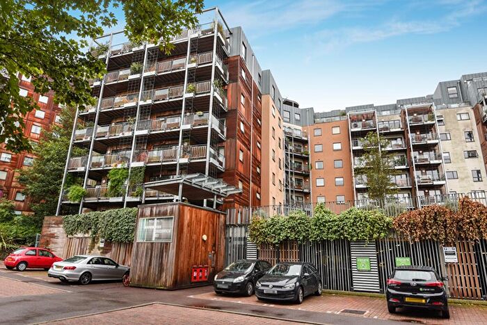 2 Bedroom Flat To Rent In Seren Park Gardens Greenwich, SE3