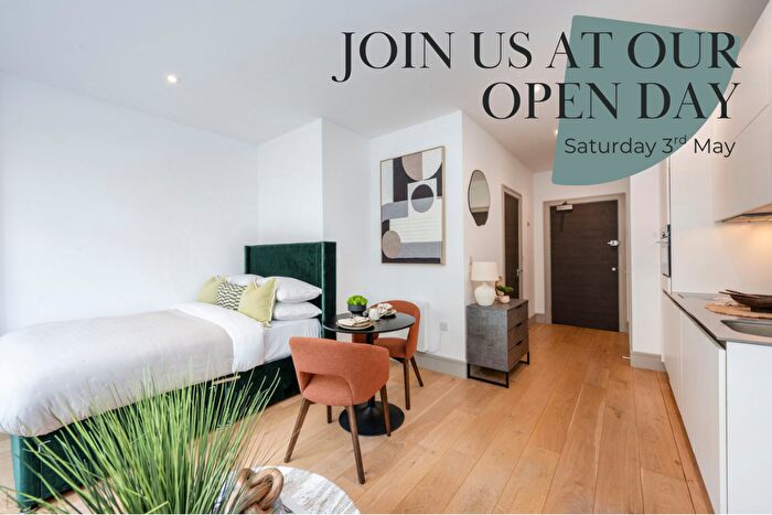 Studio To Rent In Zenith House, London, N15