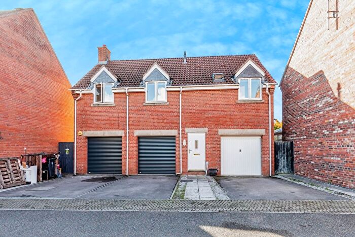 1 Bedroom Maisonette For Sale In Rosemary Crescent, Portishead, Bristol, Somerset, BS20