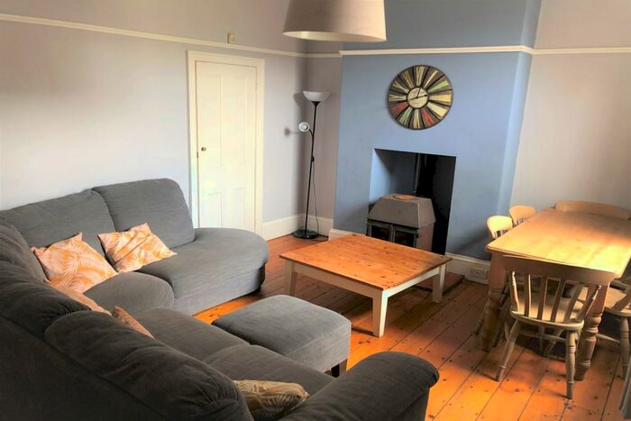 5 Bedroom Terraced House To Rent In Lily Avenue, Newcastle Upon Tyne, NE2