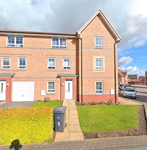 4 Bedroom End Of Terrace House For Sale In Holland Park, Kingswood, HU7