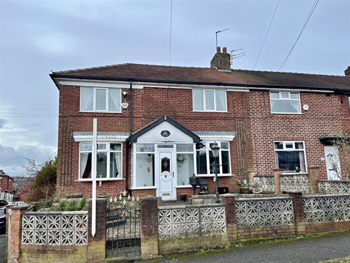 3 Bedroom House For Sale In Stamford Grove, Stalybridge, SK15