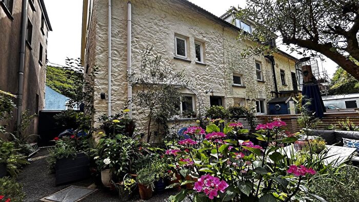 3 Bedroom End Of Terrace House For Sale In Main Street, Solva, SA62