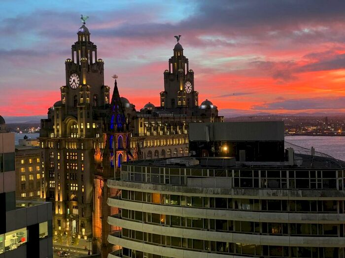 2 Bedroom Apartment To Rent In Unity Building, L3