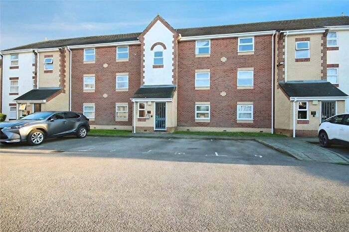 1 Bedroom Flat To Rent In Milton Court, Cross Road, Chadwell Heath, Romford, RM6