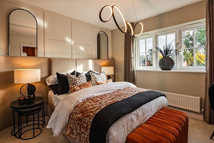 3 Bedroom Semi Detached House To Rent In Dunnock Close, Chorlton, Manchester, M21