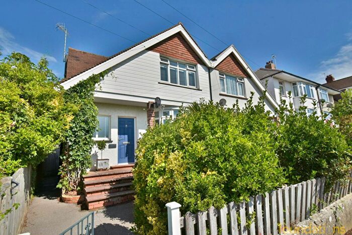 3 Bedroom Semi-Detached House For Sale In Wrestwood Road, Bexhill-On-Sea, TN40