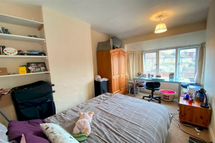 4 Bedroom Semi-Detached House To Rent In Purcell Road, Marston, Oxford, Oxfordshire, OX3