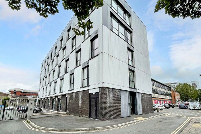 1 Bedroom Apartment To Rent In The Boulevard, Crawley, West Sussex, RH10