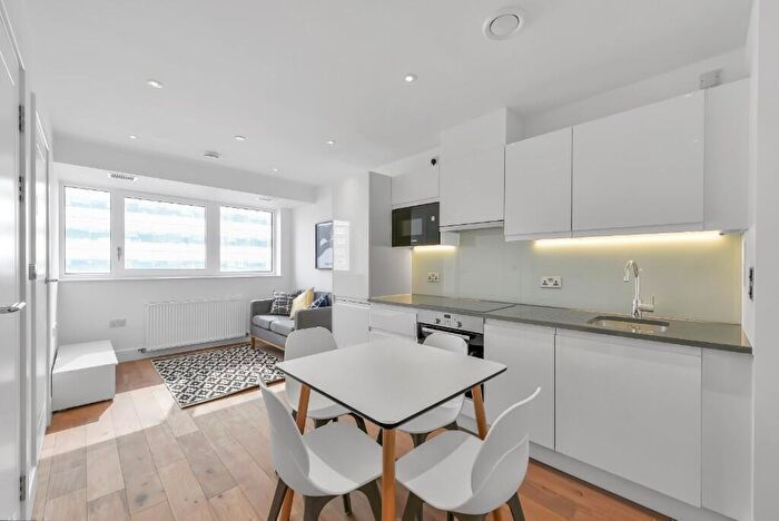1 Bedroom Flat To Rent In The Residences Croydon, Edridge Road, London, CR0
