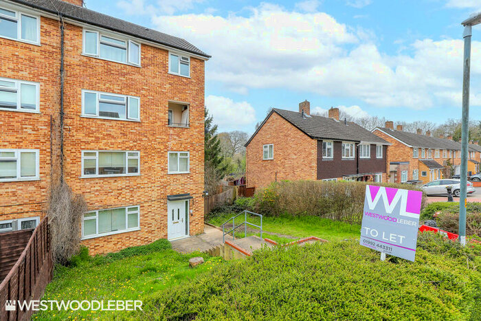 3 Bedroom Maisonette To Rent In Cecil Road, Hertford, SG13