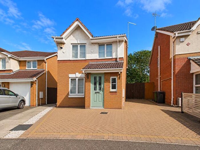 3 Bedroom Detached House For Sale In Swan Gardens, Peterborough, PE1