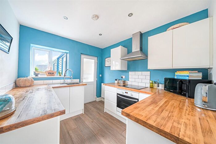 3 Bedroom Terraced House For Sale In Townhill Road, Townhill, Swansea, SA1