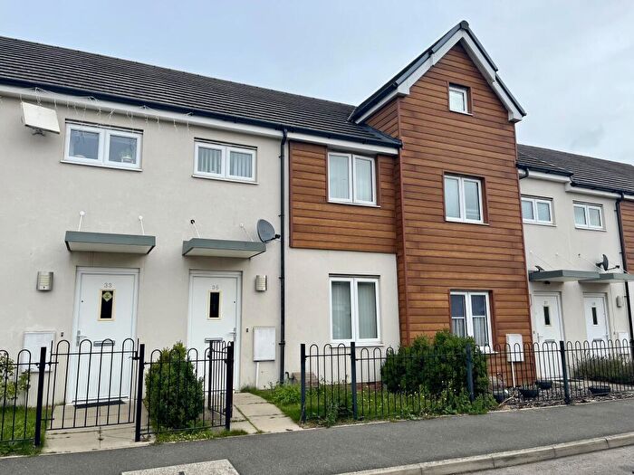 2 Bedroom House To Rent In Harris Road, NN17