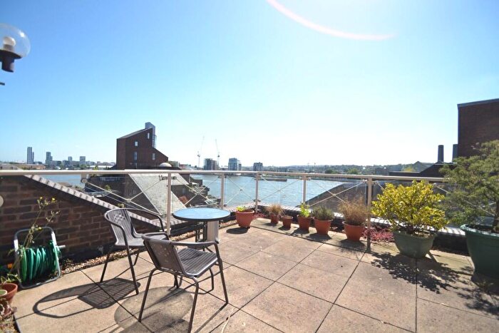 1 Bedroom Apartment To Rent In Cumberland Mills Square, London, E14