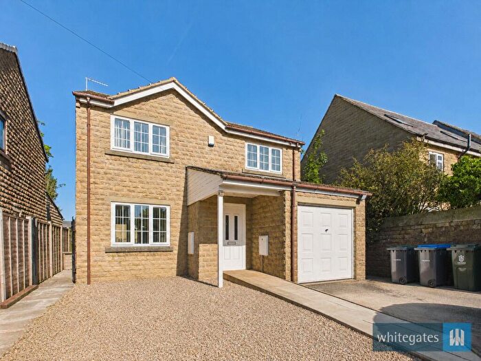 4 Bedroom Detached House To Rent In Great Horton Road, Bradford, West Yorkshire, BD7