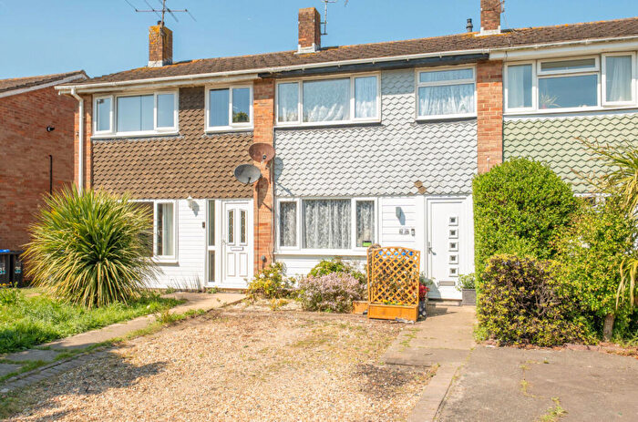 3 Bedroom Terraced House For Sale In Kipling Avenue, Goring-by-Sea, Worthing, West Sussex, BN12