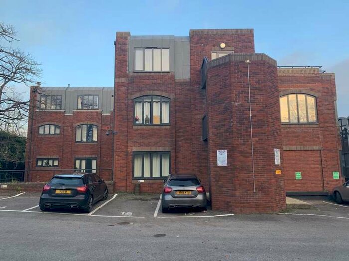 Apartment To Rent In Newbury, Berkshire, RG14