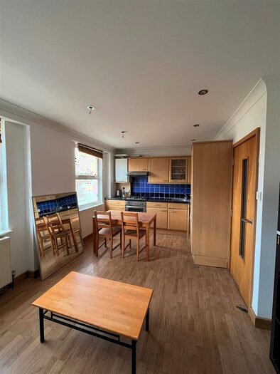 1 Bedroom Flat To Rent In Kingsland High Street, London, E8