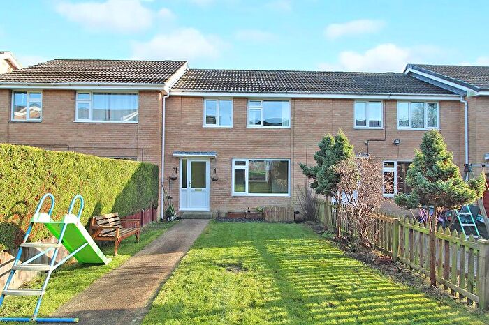 3 Bedroom Town House To Rent In Exeter Crescent, Killinghall, Harrogate, HG3