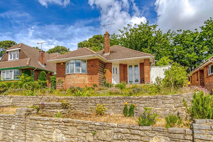 3 Bedroom Bungalow For Sale In Inverclyde Road, Lower Parkstone, Poole, BH14