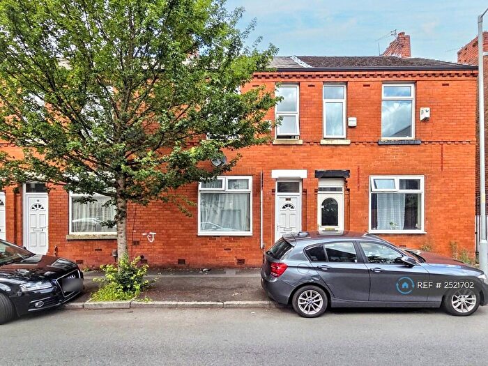 2 Bedroom Terraced House To Rent In Old Lane, Manchester, M11