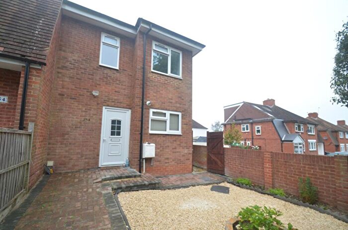 3 Bedroom End Of Terrace House For Sale In Bridle Road, Shirley, Croydon, CR0