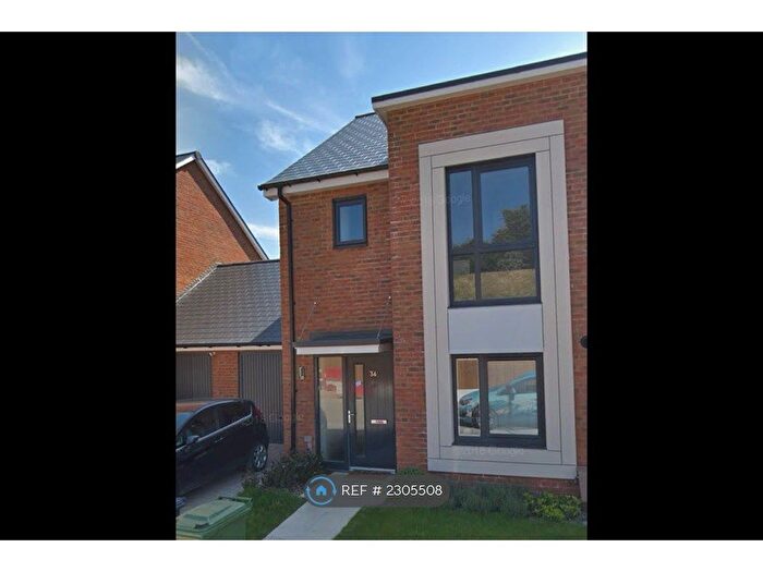 3 Bedroom Semi-Detached House To Rent In Havelock Drive, Greenhithe, DA9