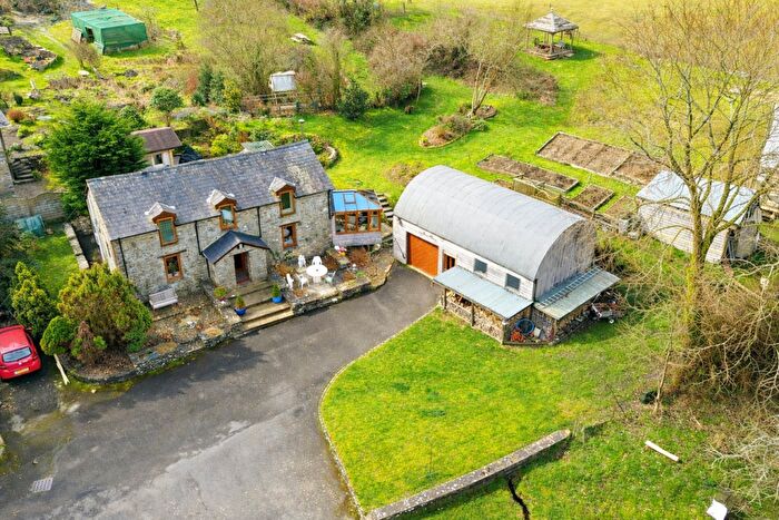 3 Bedroom Detached House For Sale In Llanybydder, SA40