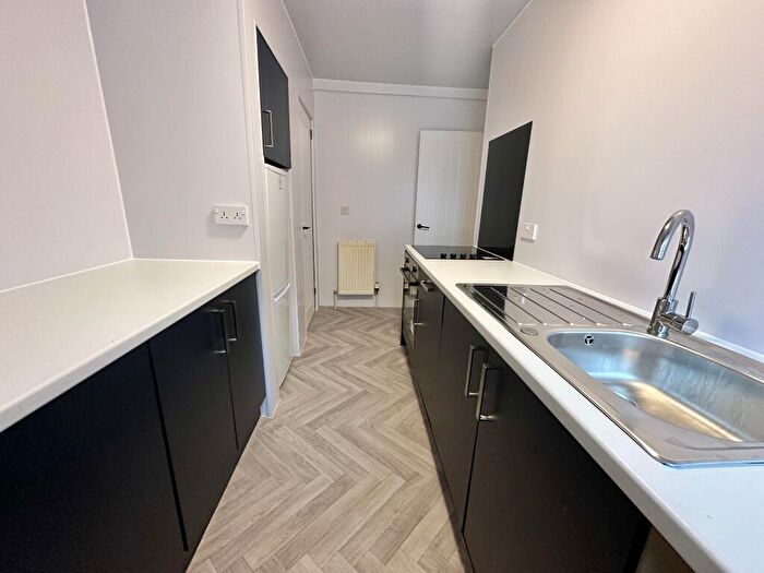 2 Bedroom Flat To Rent In Anstruther Street, Tollcross, Glasgow, G32