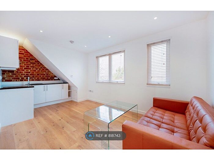 1 Bedroom Flat To Rent In Riffel Road, London, NW2
