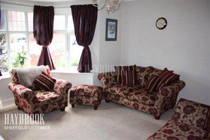 3 Bedroom Semi-Detached House To Rent In Rencliffe Avenue, Rotherham, S60