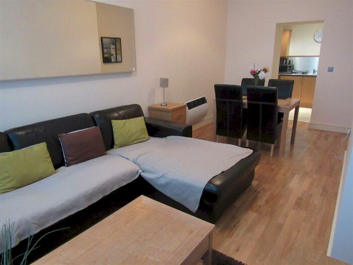 1 Bedroom Apartment To Rent In Millington House, City Centre, M4