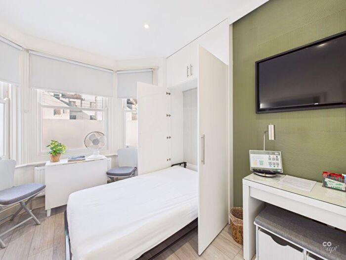 Studio To Rent In Seafield Road, Hove, BN3