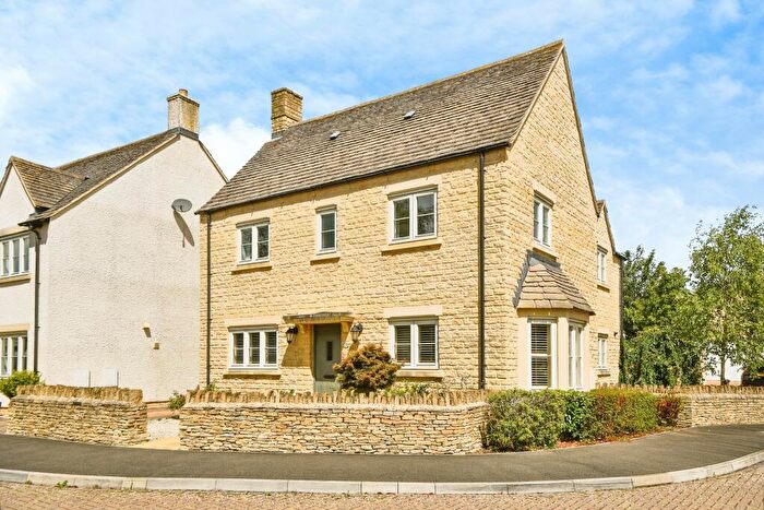 4 Bedroom Detached House For Sale In Lechlade, Gloucestershire, GL7