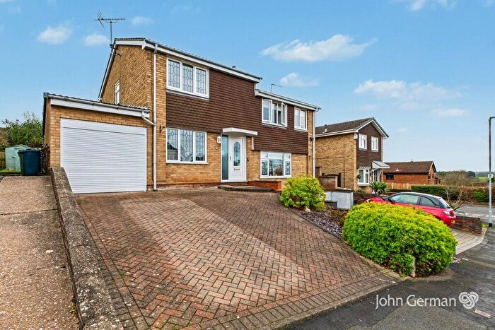 3 Bedroom Semi Detached House For Sale In Hurstmead Drive, Stafford, ST17