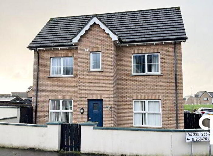 3 Bedroom Semi-Detached House For Sale In Gortin Meadows, Londonderry, BT47